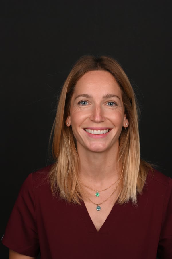 Dr Charlotte Gallois chirurgien-dentiste Bordeaux