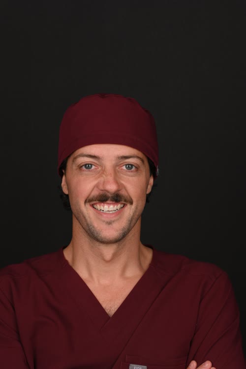 Dr Antoine Leuret chirurgien-dentiste implantologie Bordeaux